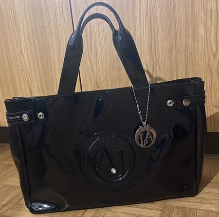 Armani Tasche