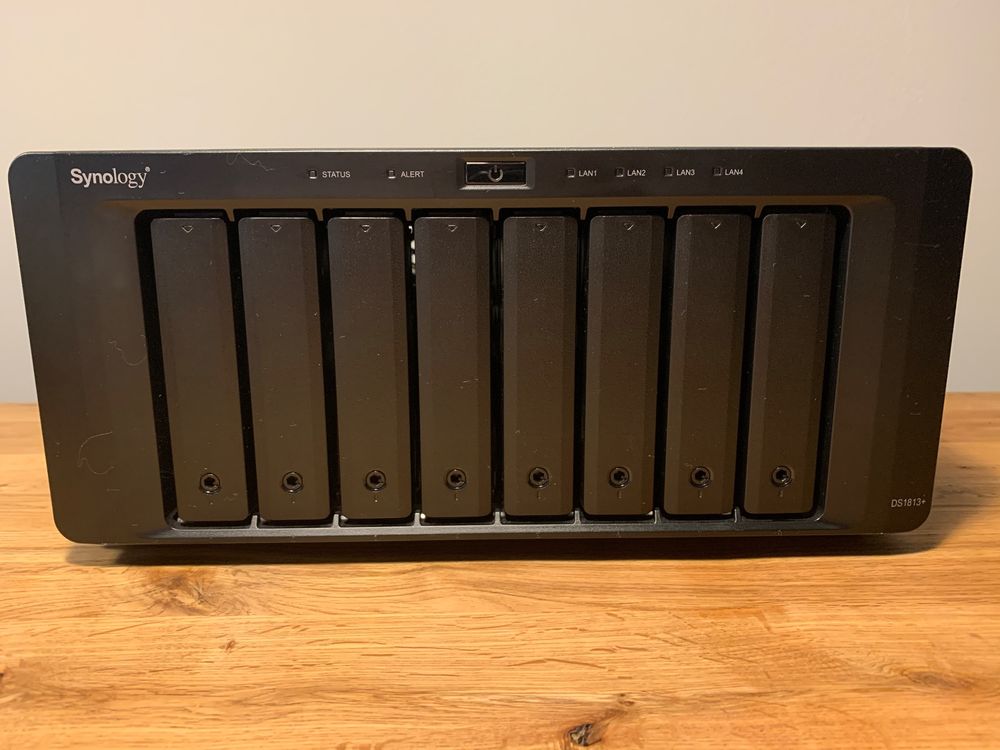 Synology DS 1813+ inkl. Expansionsgehäuse DX513 ohne Disk | Kaufen auf ...