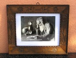 ALTE FOTOGRAFIE LESENDER ALTER MANN