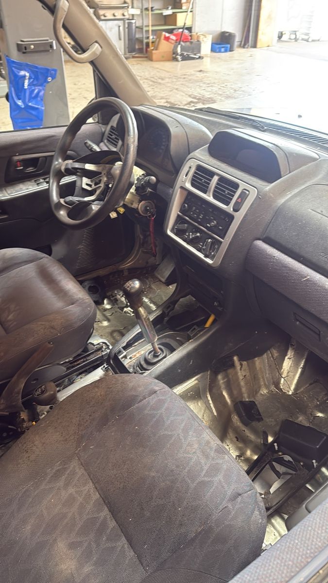 Automobili: Mitsubishi Pajero  – Usato da Eichberg venduto da Weder236 4