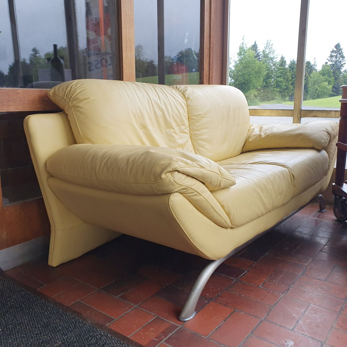 Sofas: Sofa – Gebraucht aus Sumiswald von Kasimir87