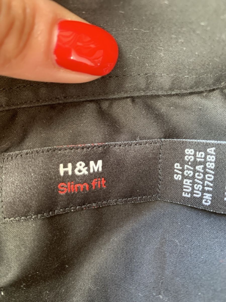 H&M Camicie: Chemise noire H&M  – Usato da Prangins venduto da val_2c72 2