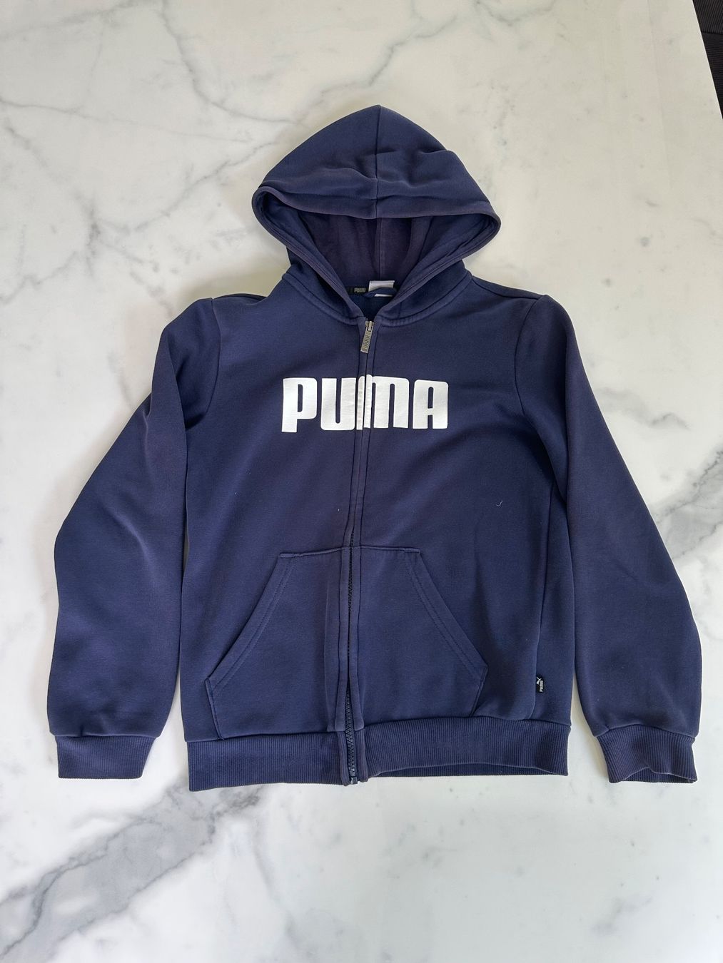 Puma Maglioni & Felpe: Puma zip-up Hoddie Grösse: 152 – Usato da Lausen venduto da Swissart123