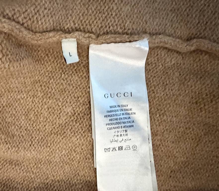Giacche: Gucci Cardigan – Usato da Adligenswil venduto da TST04 3
