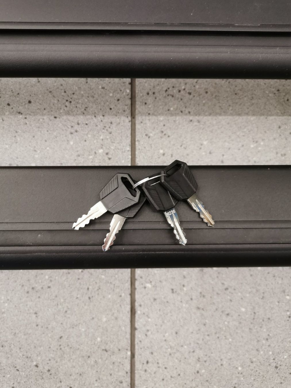 Dachträger: Dachträger Lastenträger Volvo XC60 – Gebraucht aus Einsiedeln von Fspeed25 2