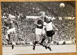 Original Pressefoto Bobby Moore und Uwe Seeler WM 1966