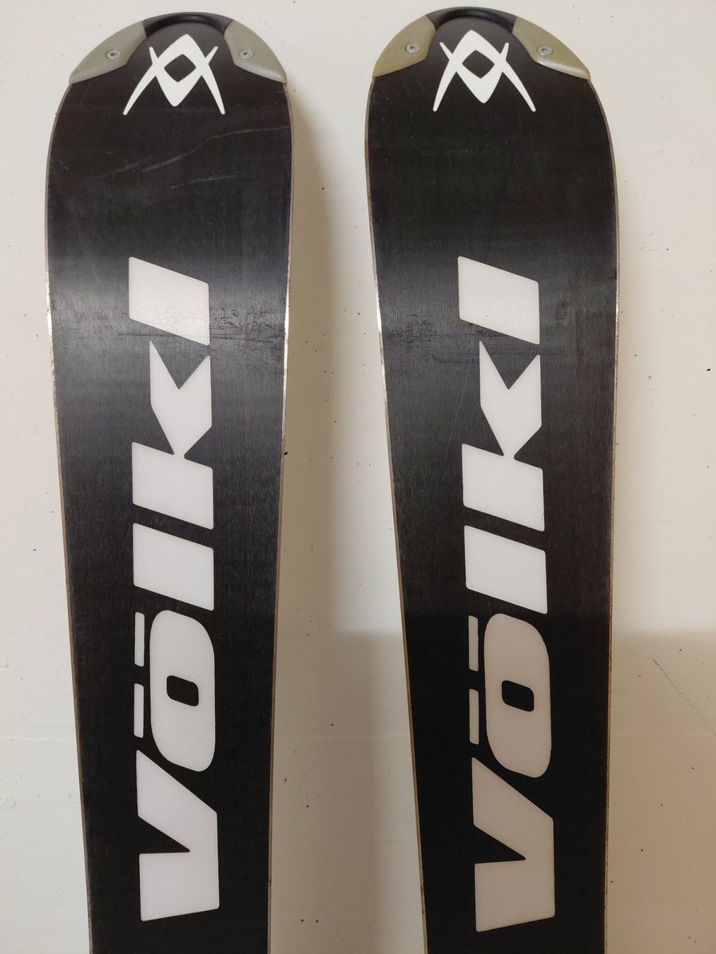 Völkl Sci: Ski Völkl, ca. 156cm, gebraucht, inkl. Bindung – Usato da Schwyz venduto da Gilmour83 5