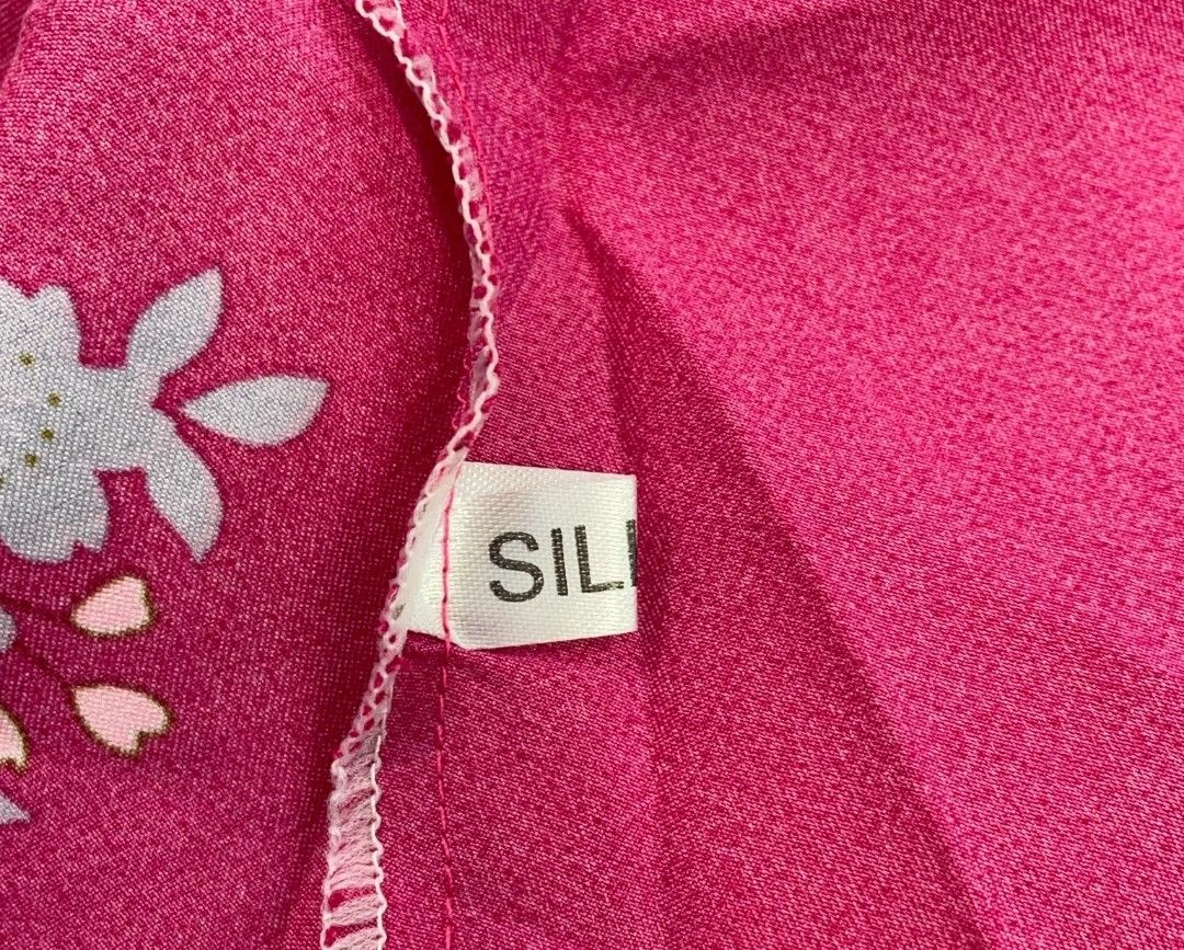 Altra biancheria intima: Seiden Schlafhemd Gr. S – Usato da Liestal venduto da Mas-Y-Mas 3