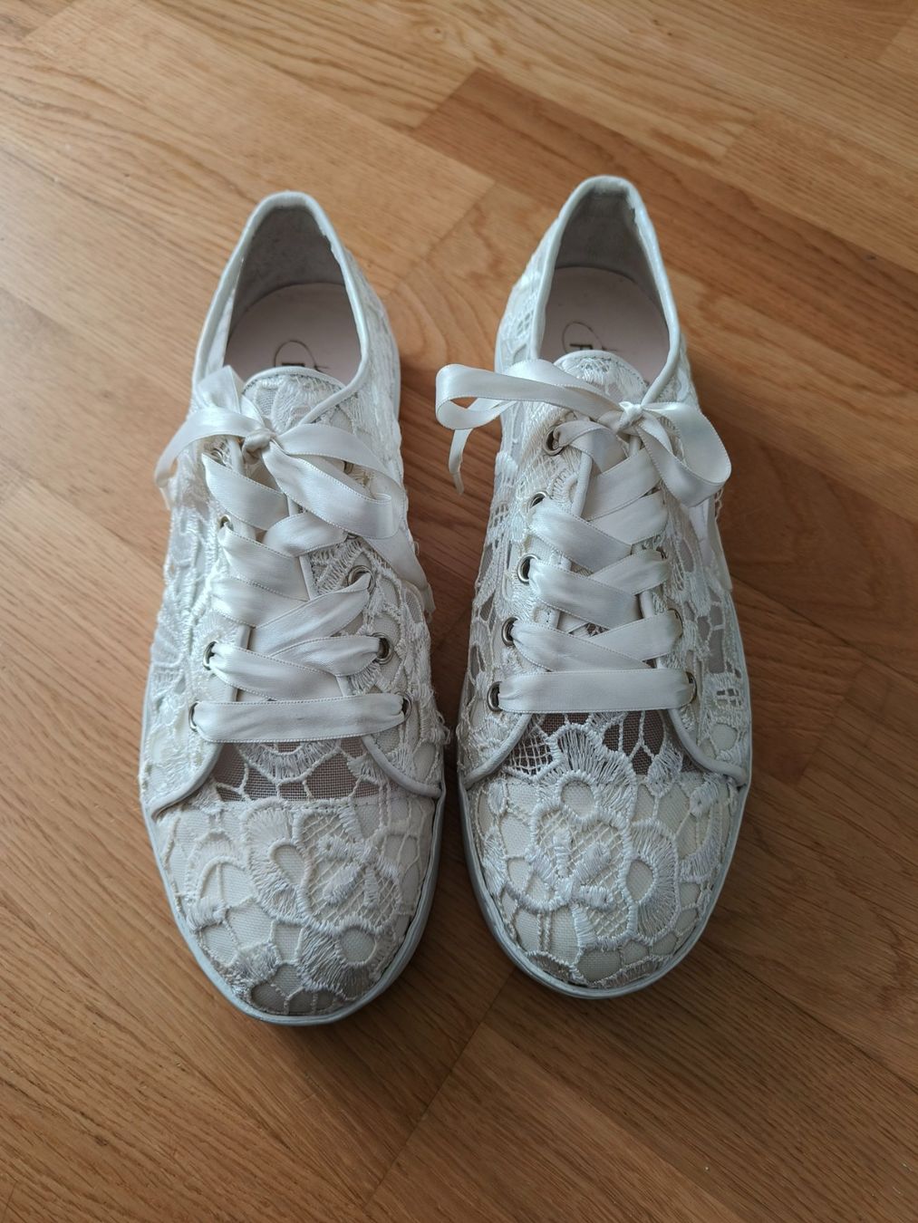Scarpe da donna: Fiarucci Bridal Collection Sneaker 39 – Usato da Boll venduto da Natascha10