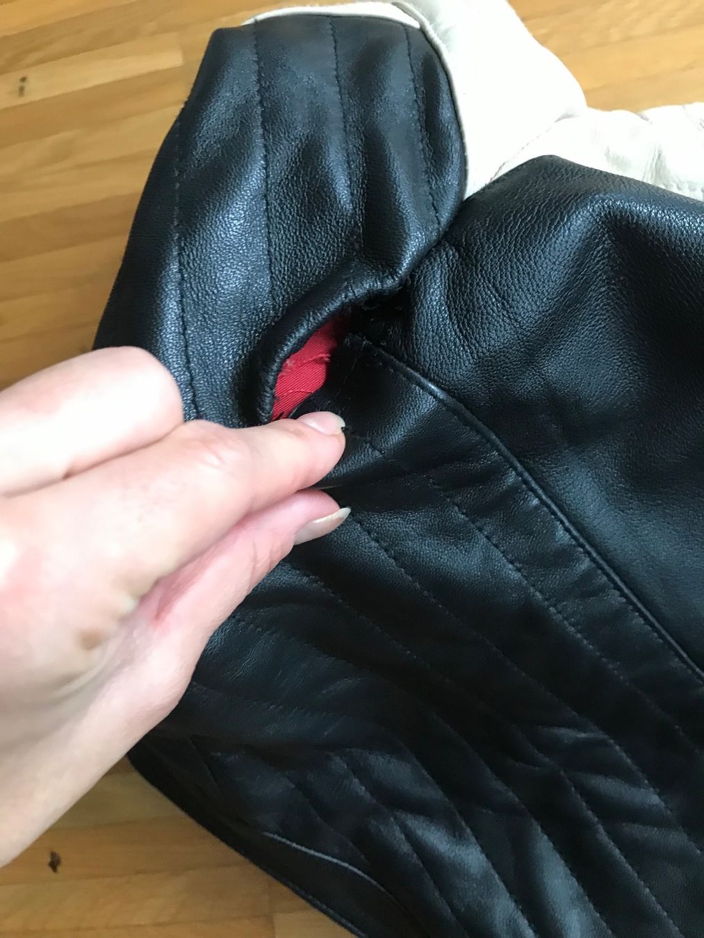 Jacken: Kunstlederjacke – Gebraucht aus Volketswil von ben_9s6x 6