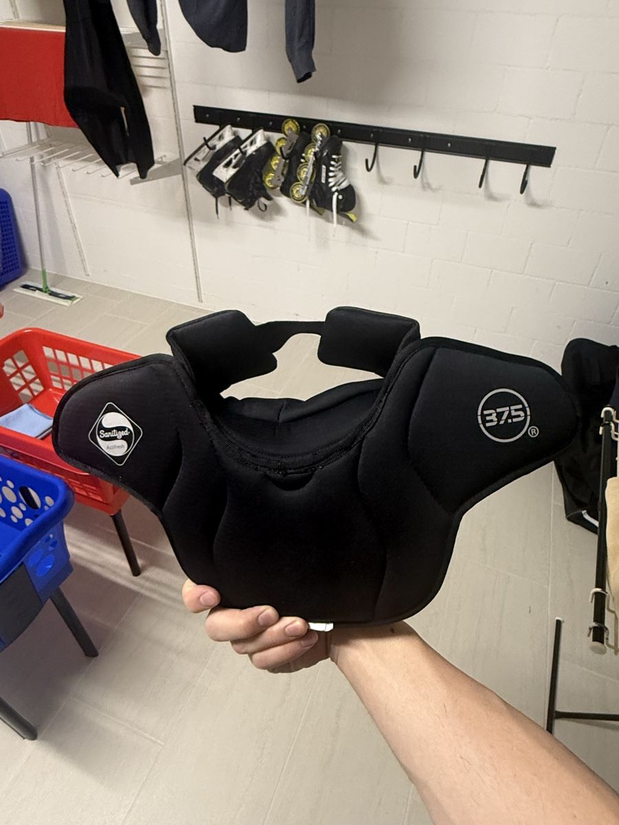 Schutz & Schoner: Bauer Supreme Shoulder, Grösse L/XL, Top! – Gebraucht aus Bülach von lor_swp9 1