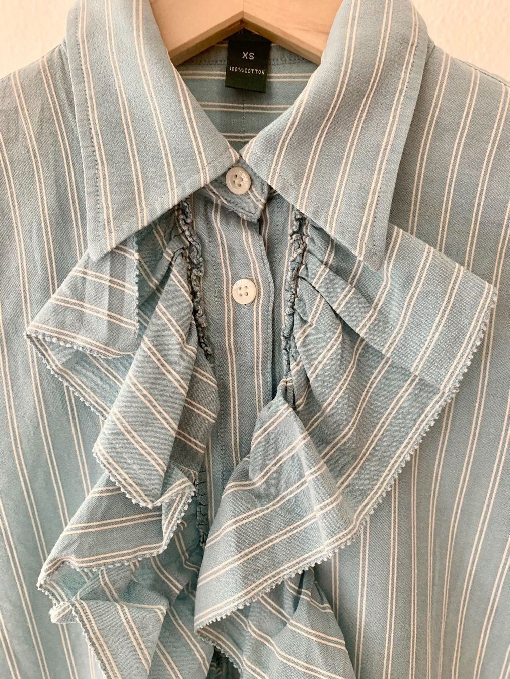 Ralph Lauren Blusen: Rüschen-Bluse von Ralph Lauren – Neu (gemäss Beschreibung) aus Zürich von p_q7q_nichtraucher 1