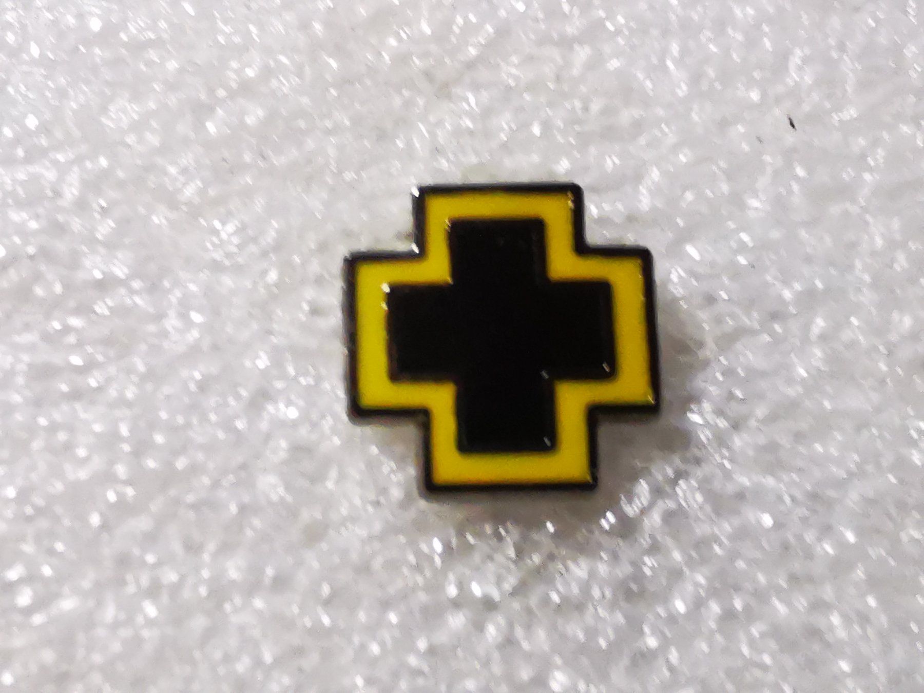 Placchette & Badge: Ansteckpin 127: PTT La Posta – Usato da Oppligen venduto da Pin-Fall-Shop