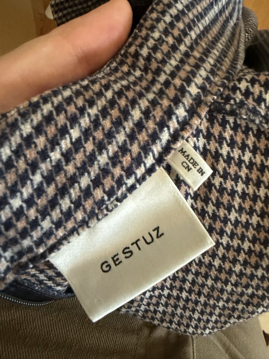 Gestuz Pulls & Sweat-shirts: Gestuz Bluse Karomuster Grösse 36  – D'occasion à Uster par CharlotteVN 3