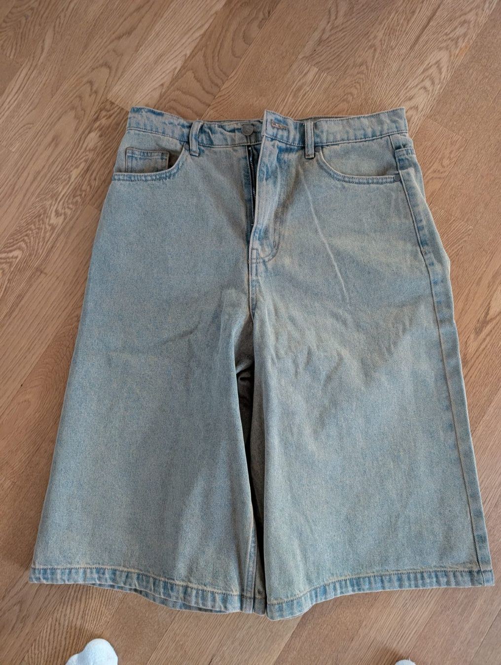 Scuffers Hosen: 3/4 Shorts Scuffers – Neu und originalverpackt aus Erlinsbach SO von nic_bs9r 1