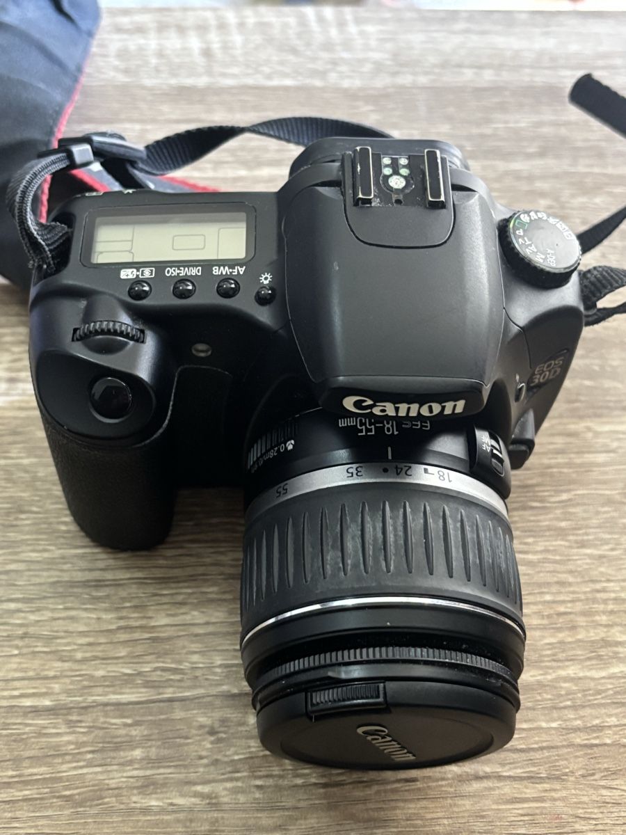Canon Fotocamera: Canon EOS 30D DSLR + EF-S 18-55mm Objektiv – Usato da Plasselb venduto da fte_2kvr 7