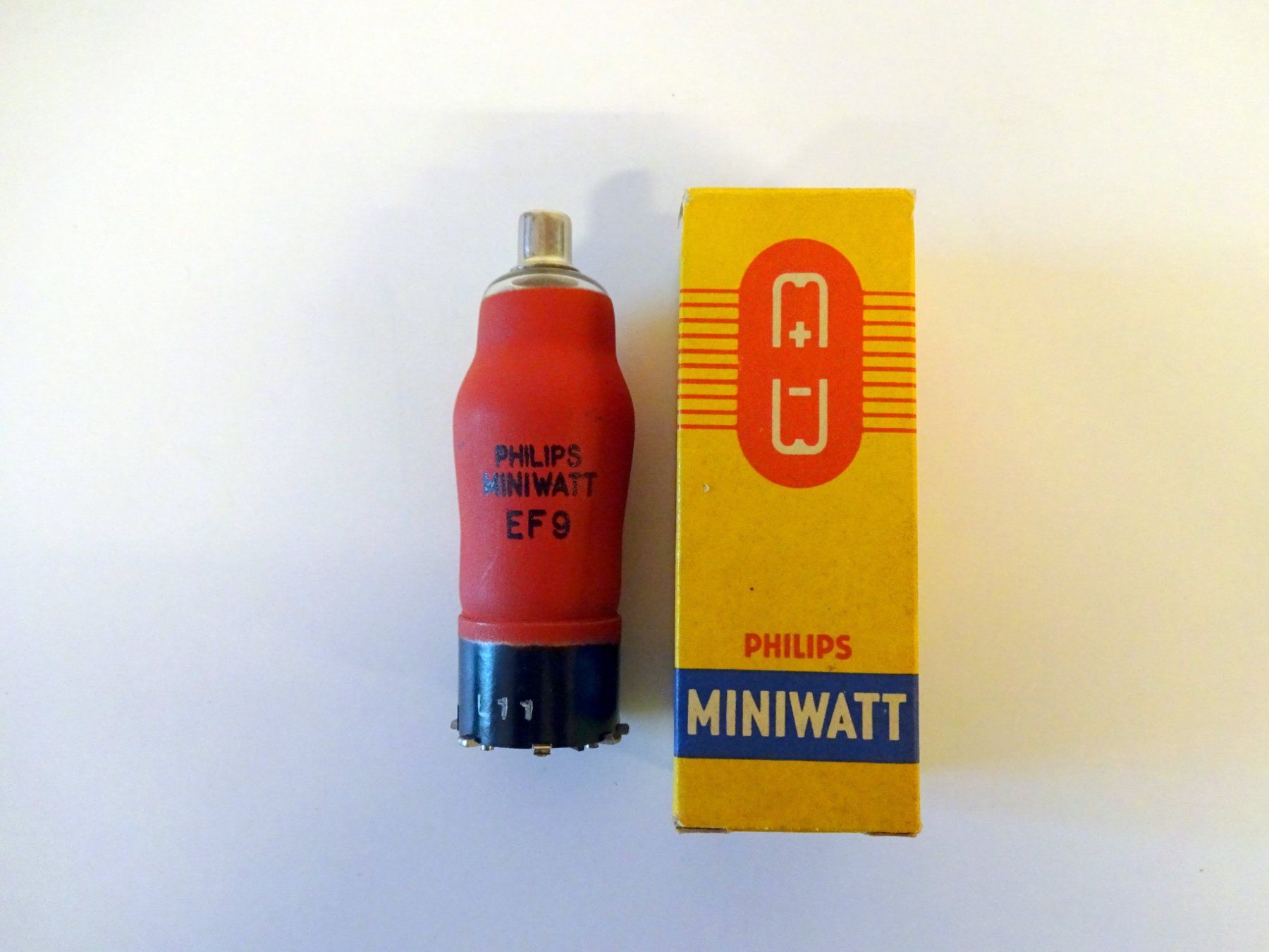 Composants électroniques: PHILIPS EF9 – Neuf (Voir description) à Wettingen par Xtra0
