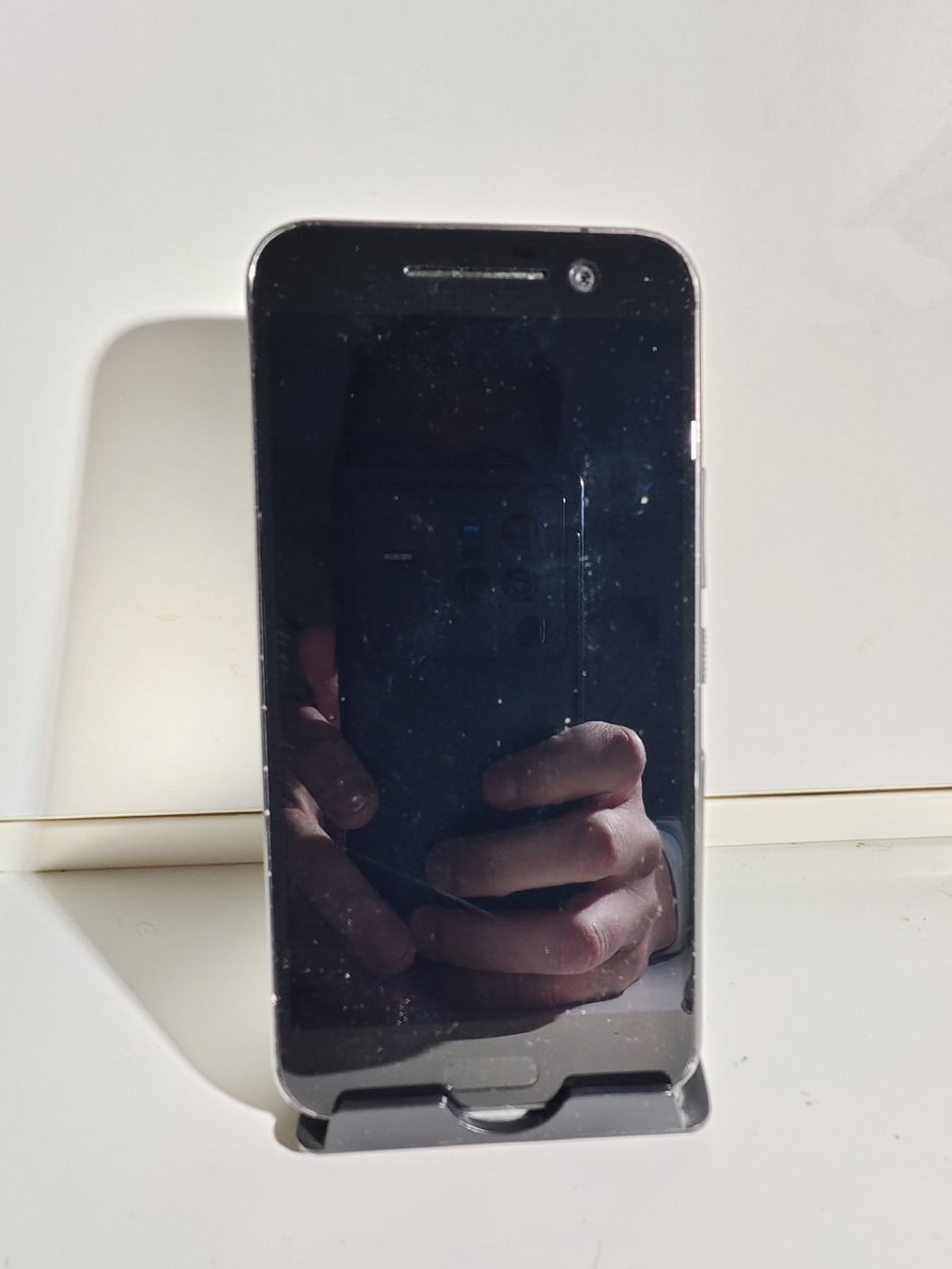 HTC Telefoni cellulari / Smartphones: HTC 10 - ungetestet - defekt – Difettoso da La Tour de Peilz venduto da Dejobokin 2