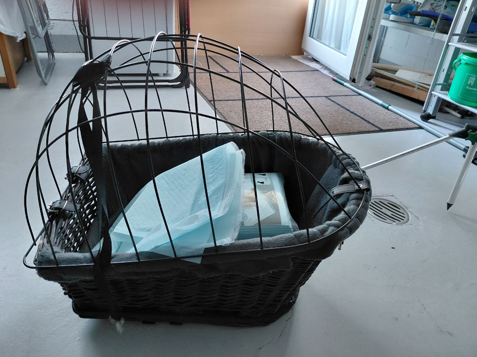 Cucce & Letti: Velo Hundekorb – Usato da Grosswangen venduto da tschick 1