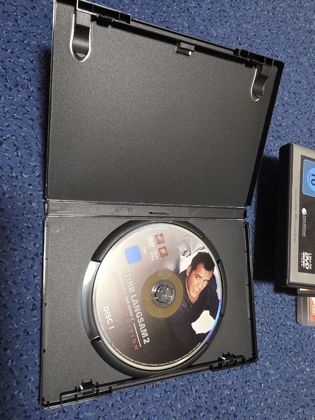 Tutti i DVDs: Stirb Langsam DVD Collection, 4 Filme, 2x Bonus-Material – Usato da Zweisimmen venduto da nic_ko05 5