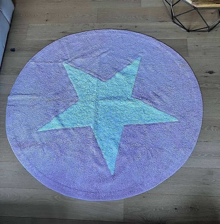 Tapis: Schöner Kinderzimmer Teppich – D'occasion à Buttwil par fne_dg7x