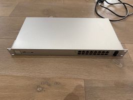 Ubiquiti UniFi Switch 16 PoE (US-16-150W) – 16x Gigabit PoE+