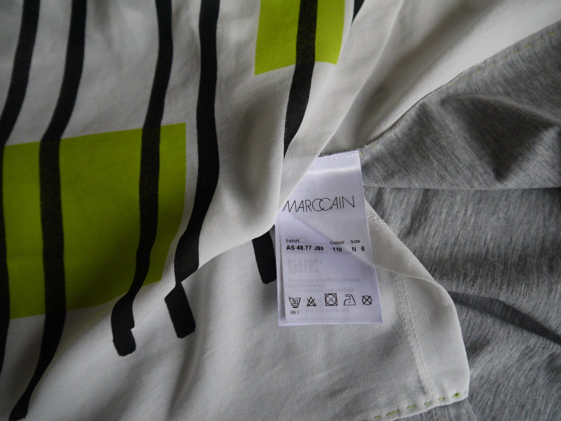 Marc Cain Camicette: Marc Cain Bluse / TShirt N6 – Usato da Hagendorn venduto da Blaf 3