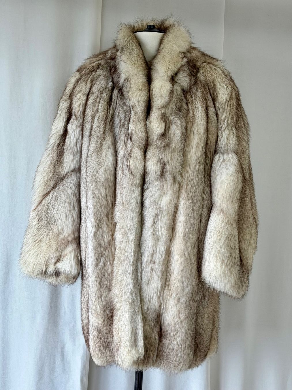 Cappotti: Pelzjacke XL Blaufuchs Top – Usato da Wil SG venduto da WilSG9500