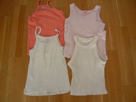 4 Tops / Unterleibchen Gr 122 128