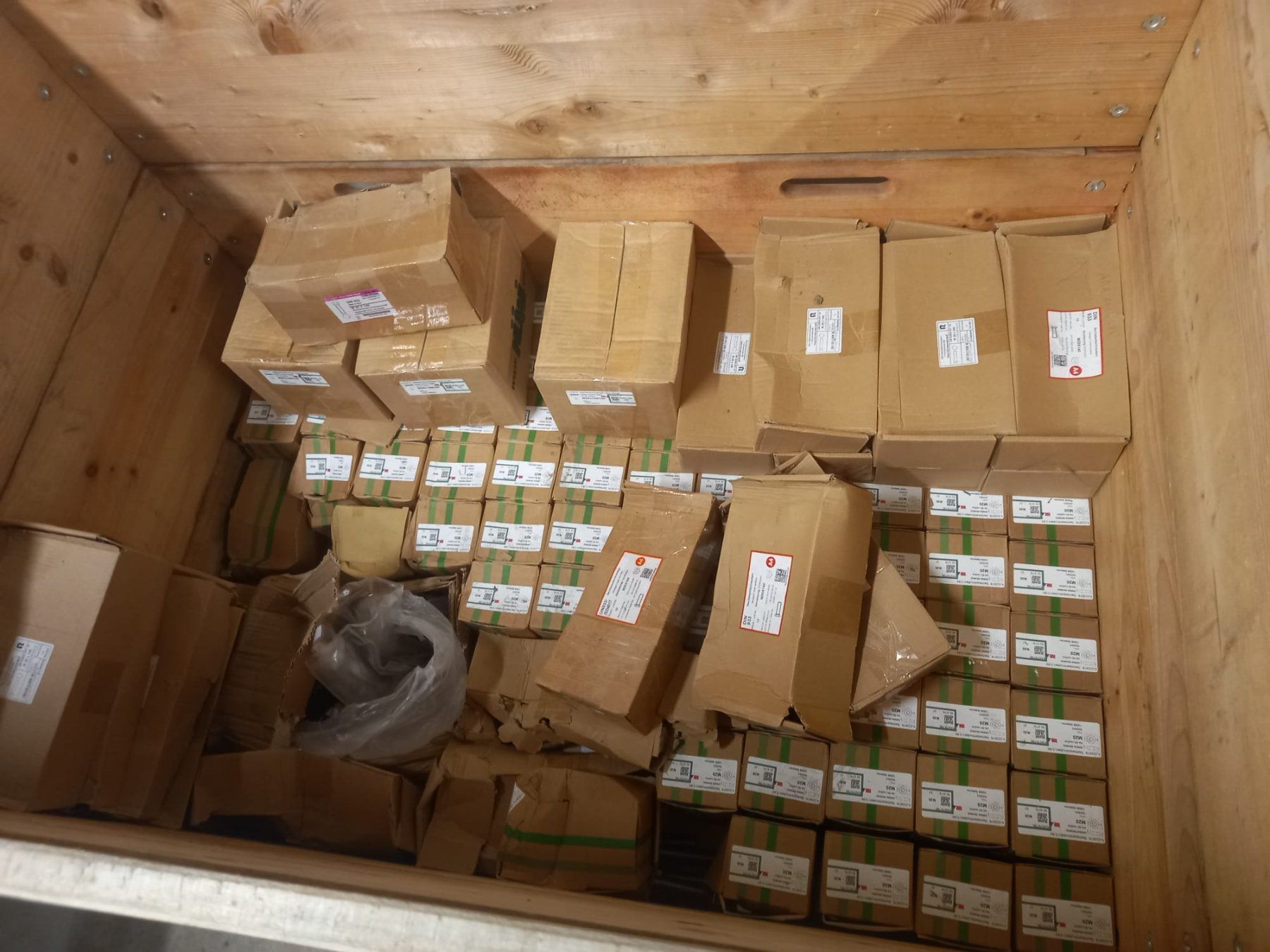 Tutti gli attrezzi: Schraube M20x140 A4 ohne Schaft – Nuovo e nell'imballaggio originale da Maschwanden venduto da stein856