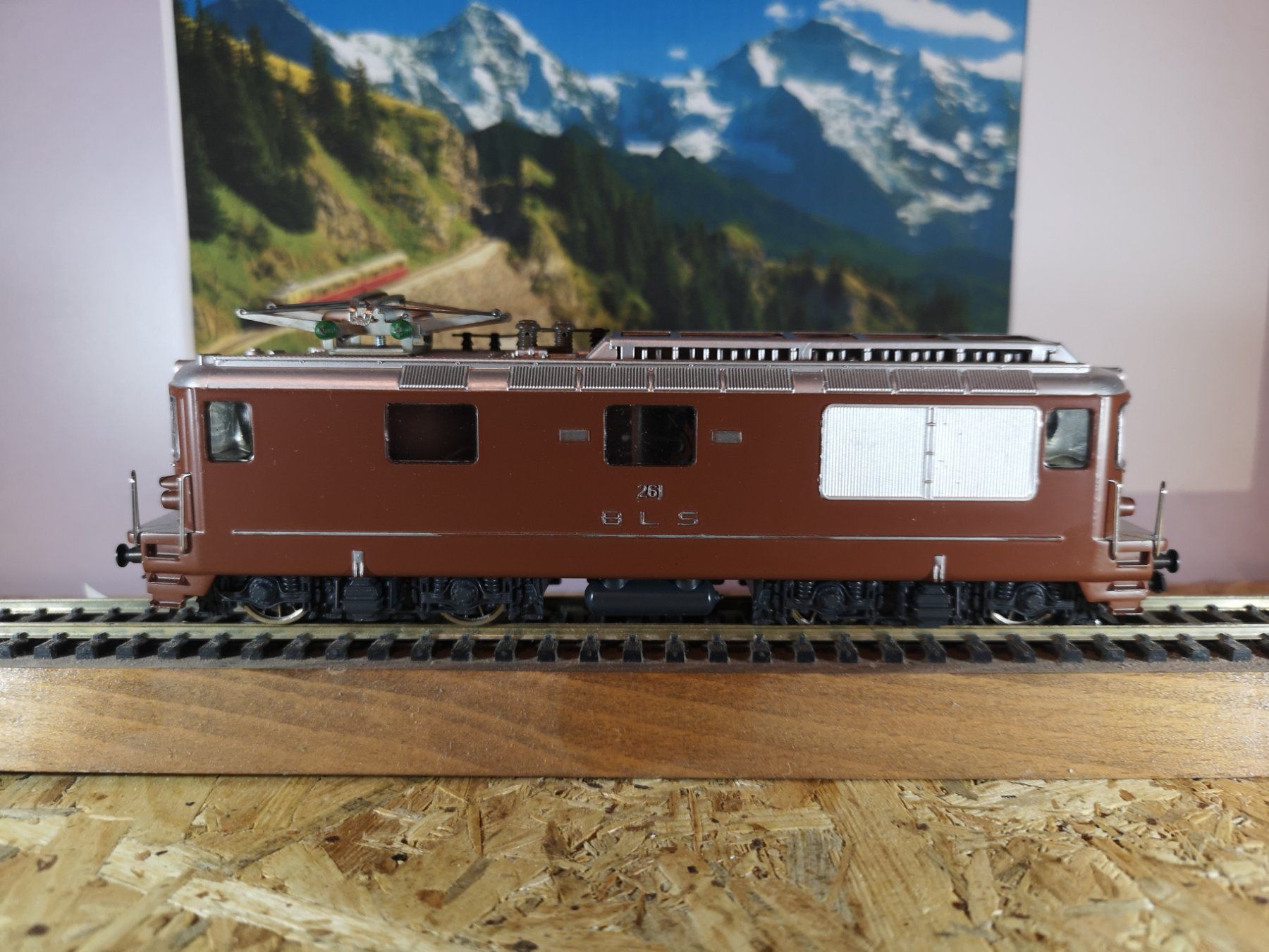Hag Modellini di ferrovie: HAG Ae 4/4 E-Lokomotive H0 / DC – Usato da Heimberg venduto da Newyorker5