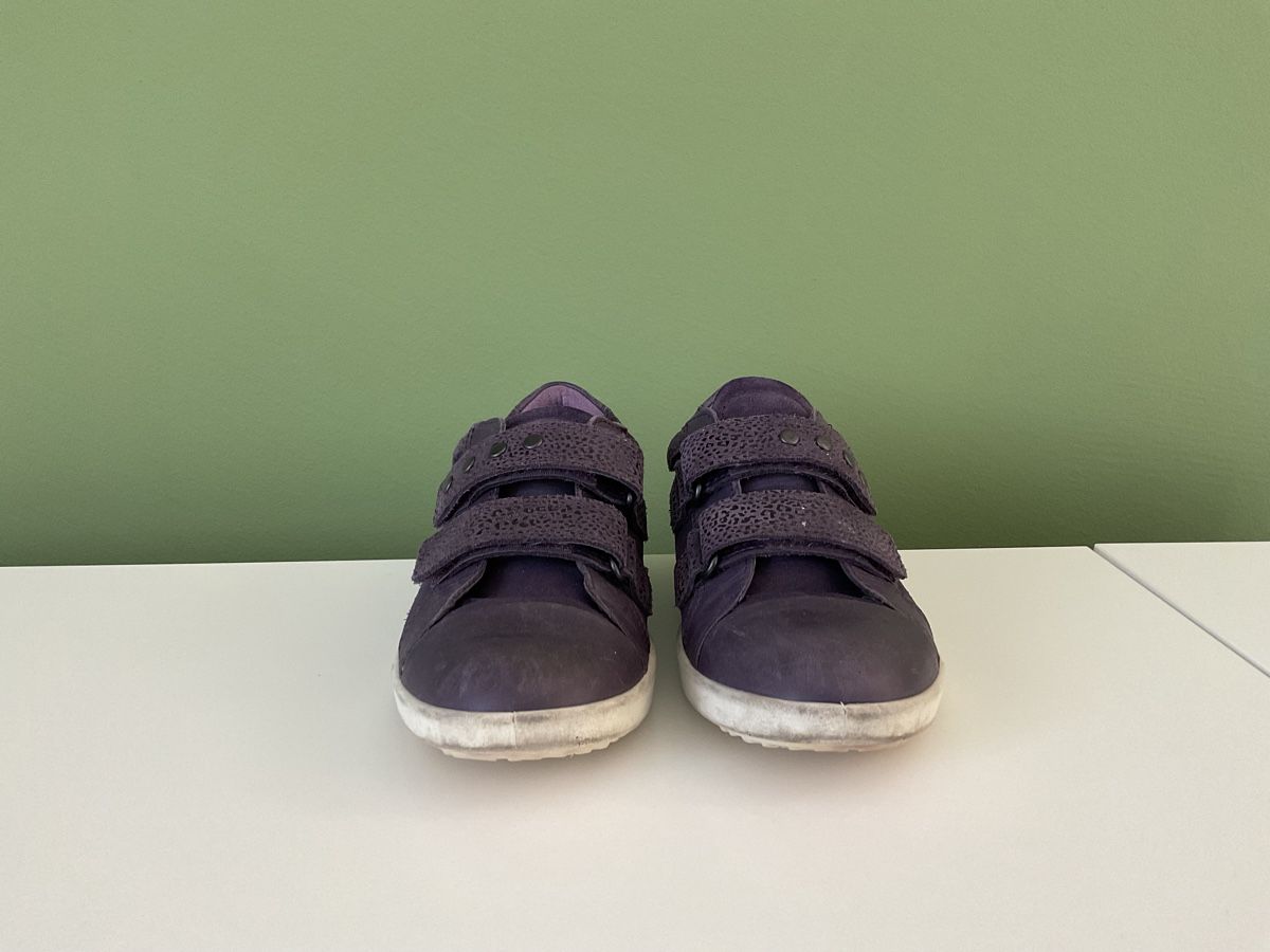Ecco Scarpe per ragazze: Ecco Halbschuhe Leder Mädchen Gr.32 – Usato da Pfäffikon ZH venduto da Ben0707 2