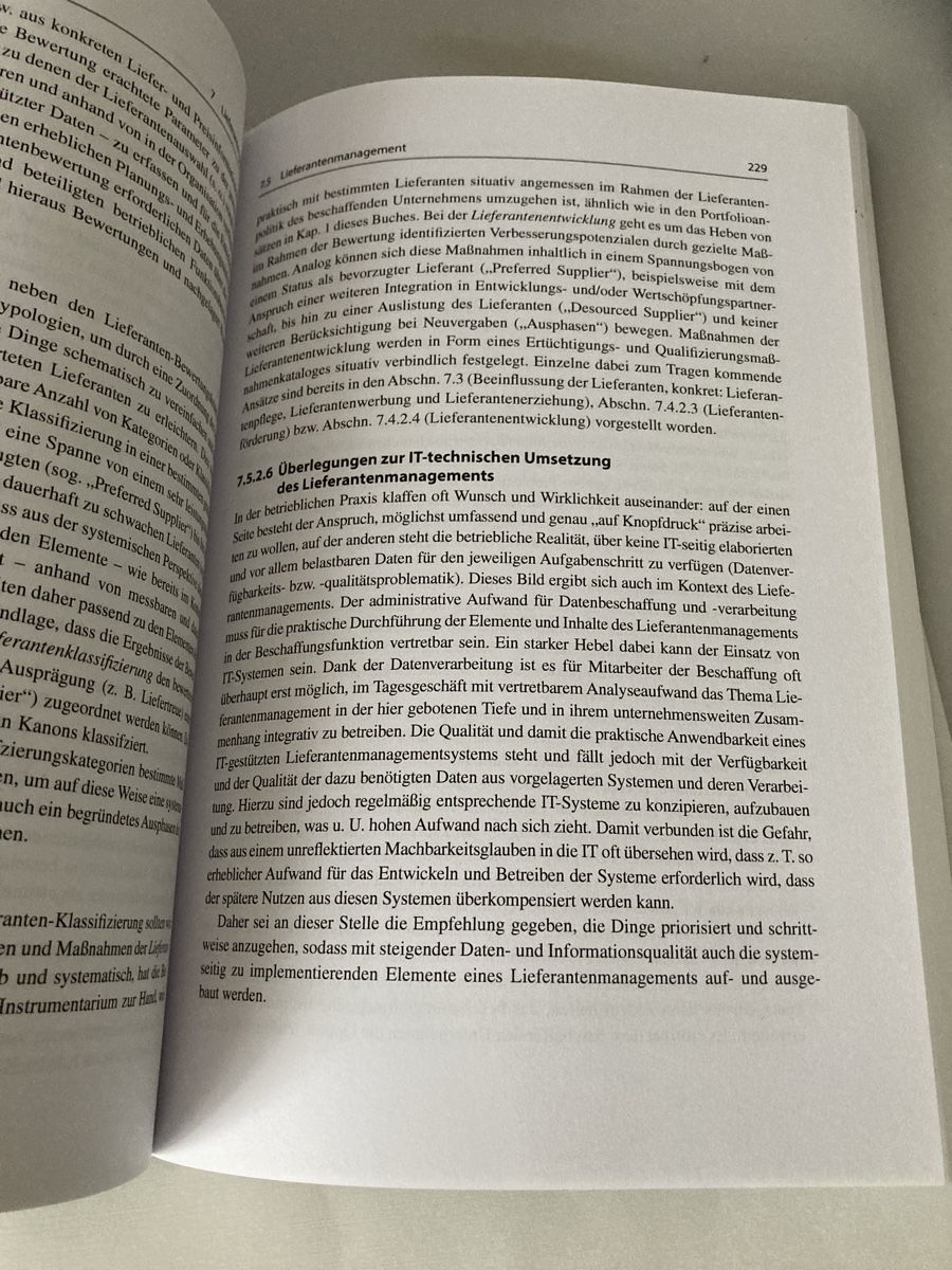 Libri: Materialwirtschaft und Einkauf – Usato da St. Niklausen LU venduto da sterala 4