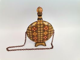 Traditionelle albanische Holz-Feldflasche