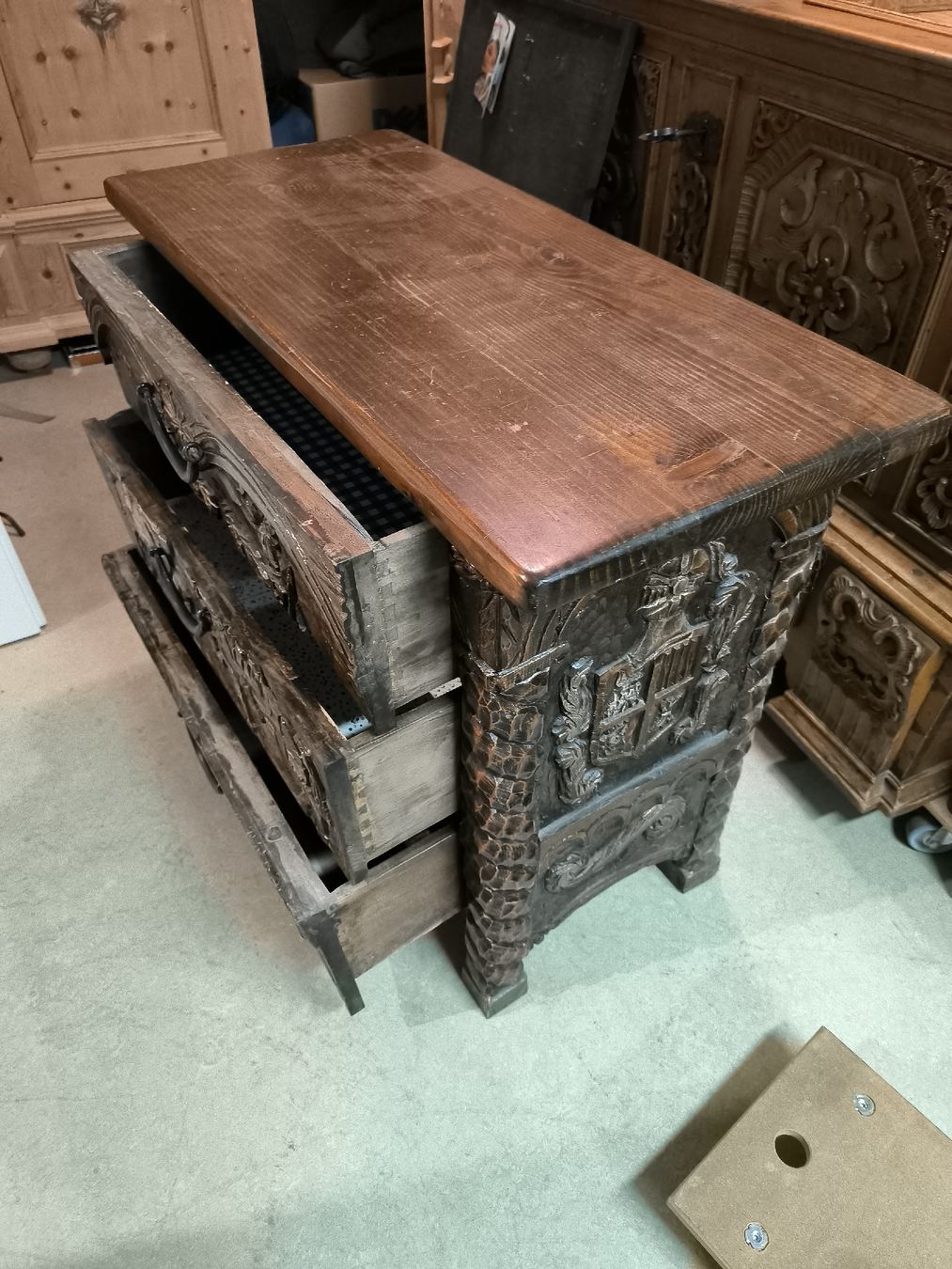 Commodes: Portugiesische Kommode – D'occasion à Maladers par der_Holzwurm 2