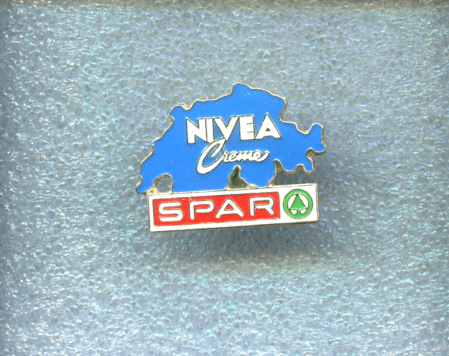 Placchette & Badge: SPAR  NIVEA Creme – Usato da Winterthur venduto da Sammleroase