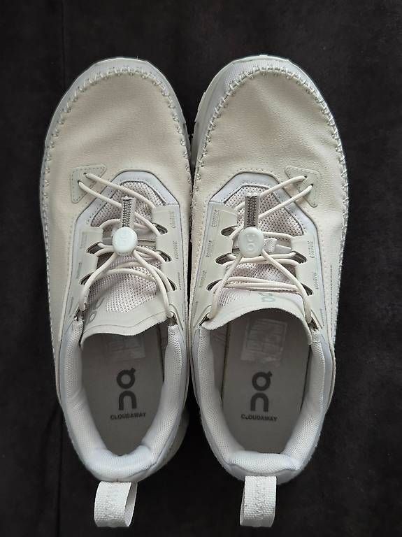 On Chaussures femmes: On Cloudaway 2 – D'occasion à Hitzkirch par Espelma