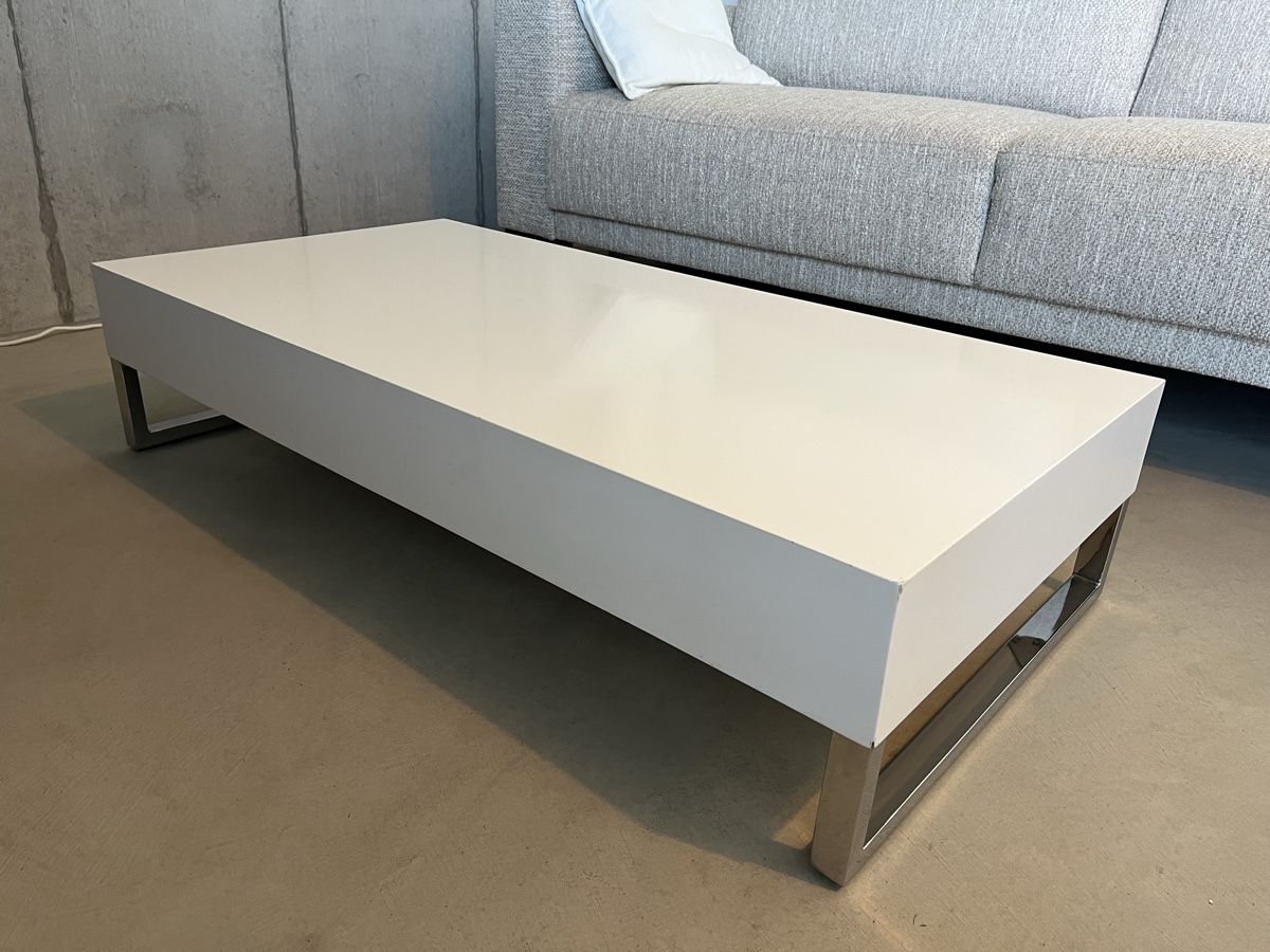 Tavoli: Eleganter Couchtisch weiss – Usato da Zürich venduto da Winiman 1