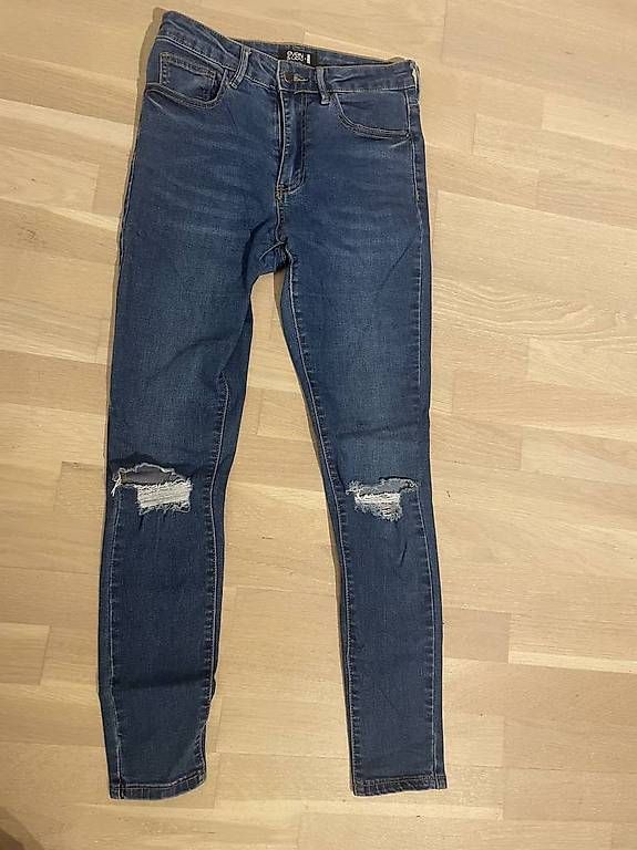 Jeans: Skinny Jeans – Nuovo (secondo la descrizione) da Schüpfen venduto da ani_gj8r