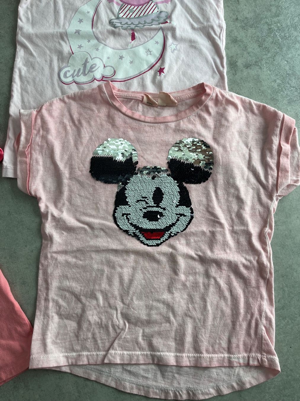 Lotti & Set di vestiti: Kleiderpaket 4 T-Shirts Gr. 116-122 – Usato da Zollikofen venduto da spunk65 1