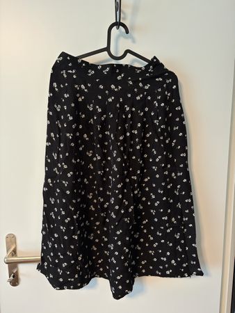 Midi-Rock (von Sezane Model Alicia)