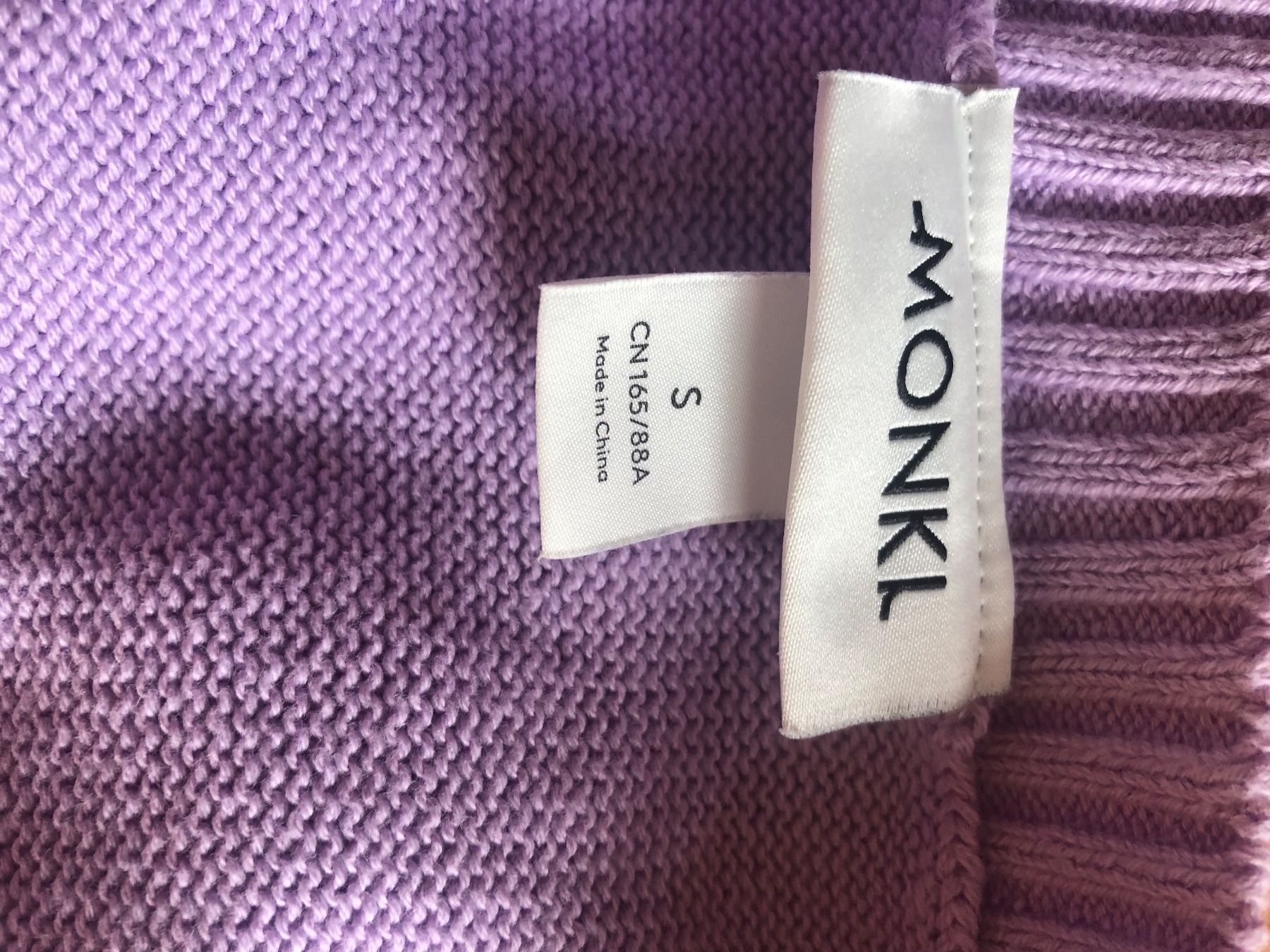 Monki Maglioni & Felpe: Pullunder – Usato da Wolhusen venduto da herbstfarben 1