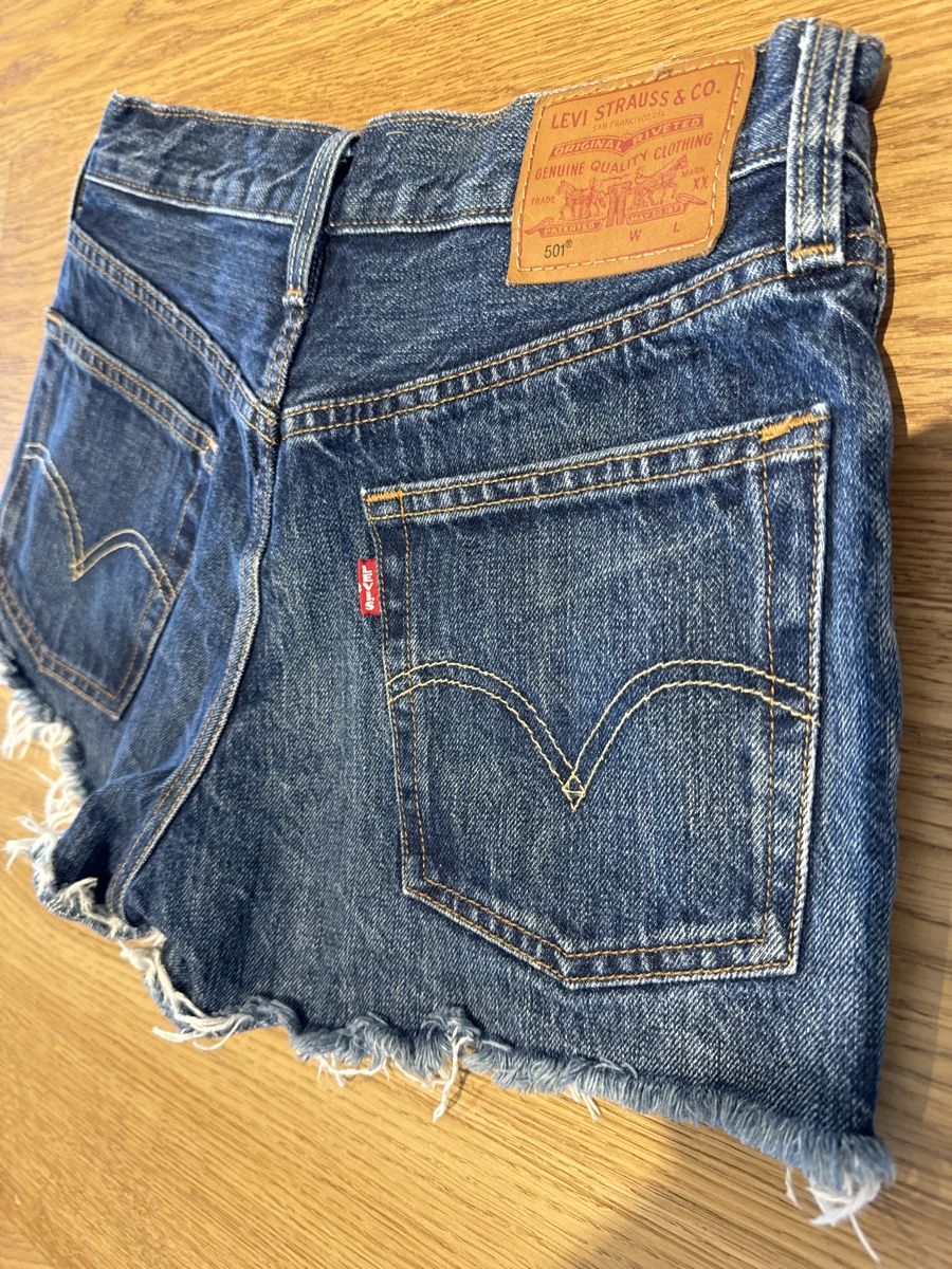 Levi's Jeans: Jeans Levis Grösse 34 – Nuovo (secondo la descrizione) da Niederteufen venduto da sophia2025 3