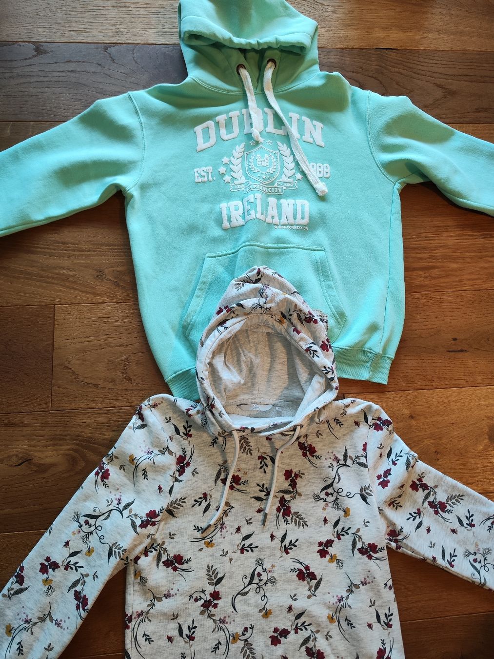 Maglioni & Felpe: 3er Set Hoodies/Kapuzenpullis, Grösse M – Usato da Kriens venduto da KleineD 3