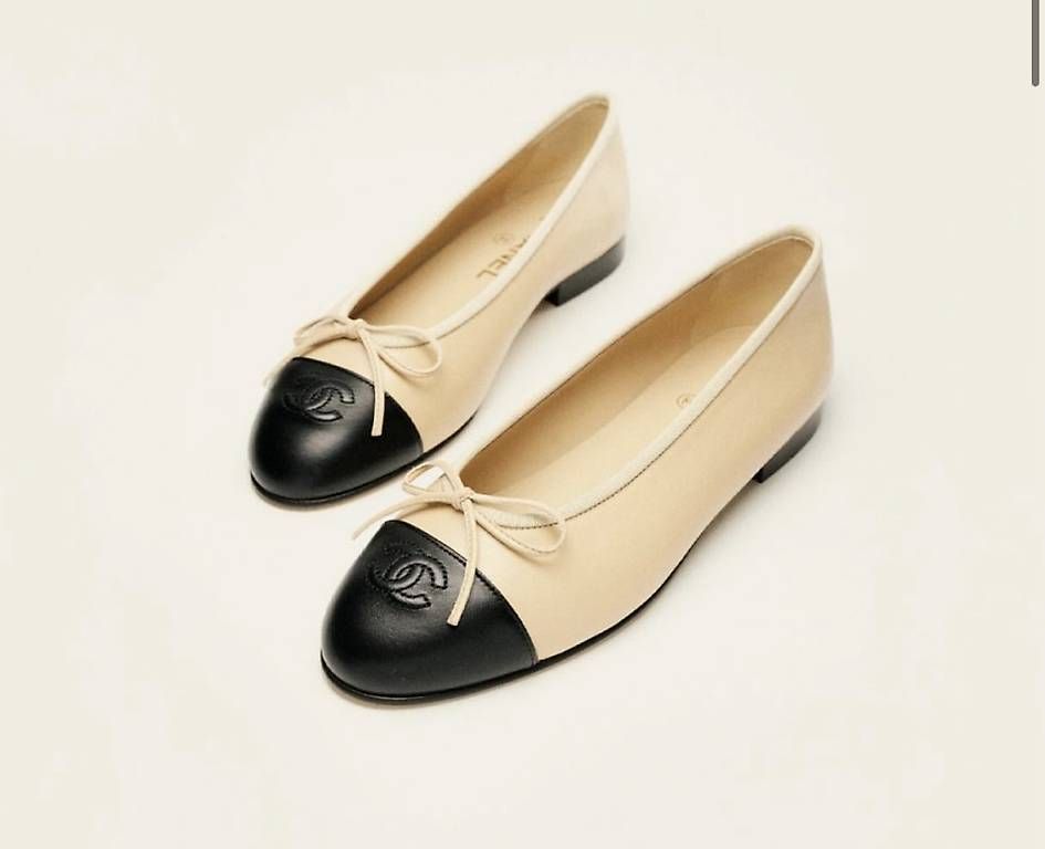Chanel Damenschuhe: Ballerine Chanel 38 – Gebraucht aus Rovio von bib_q7bx