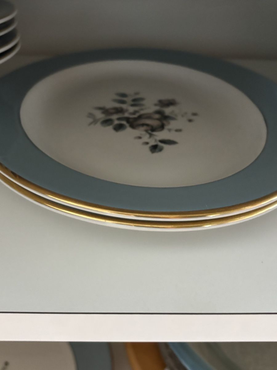 Royal Doulton Services de table: Royal Doulton Rose Elegans Kaffeeservice gebraucht – D'occasion à Schaffhausen par lineva00 3