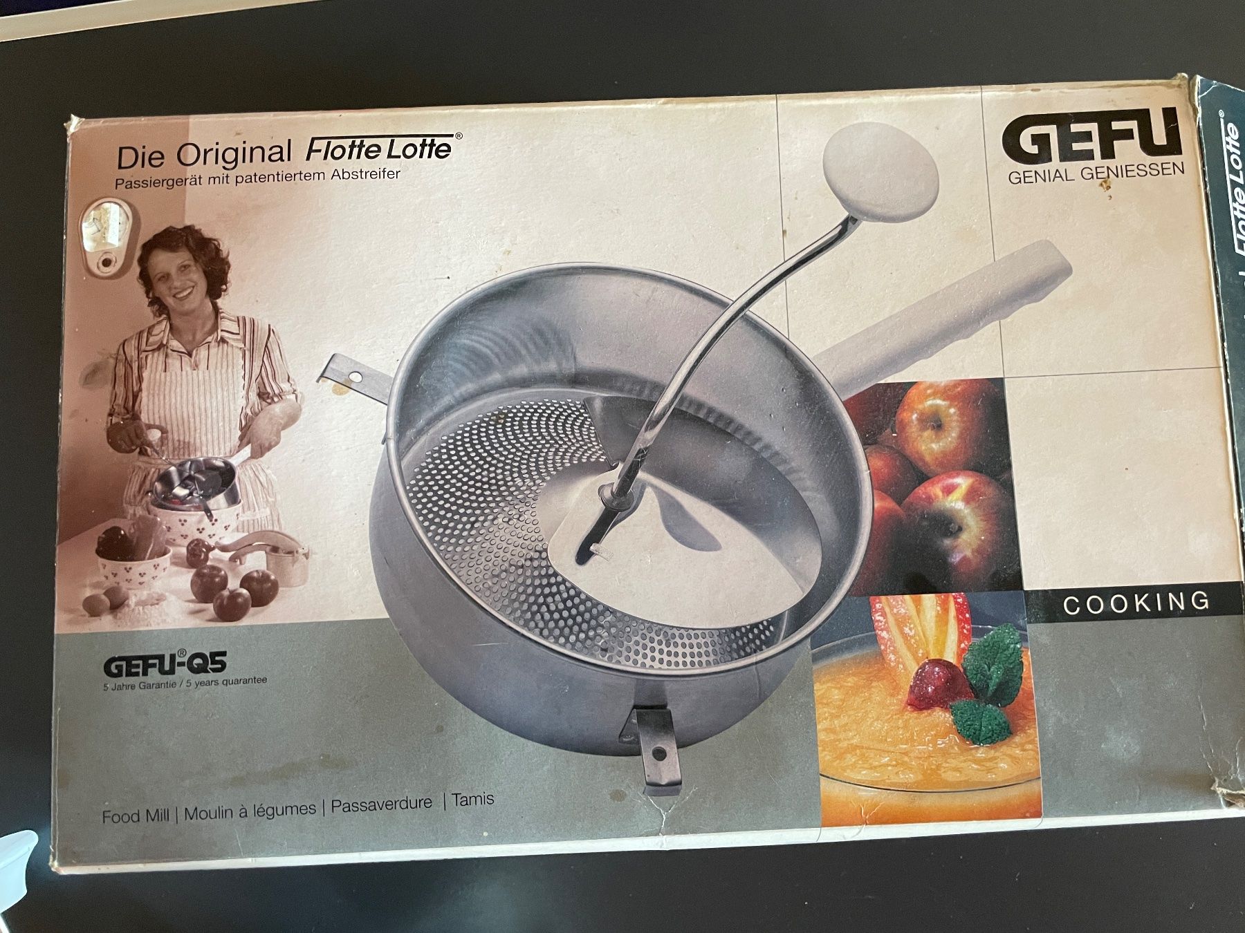 Elettrodomestici da cucina: Original "Flotte Lotte" Passiergerät mit einer Scheibe – Usato da Hittnau venduto da kleen 2