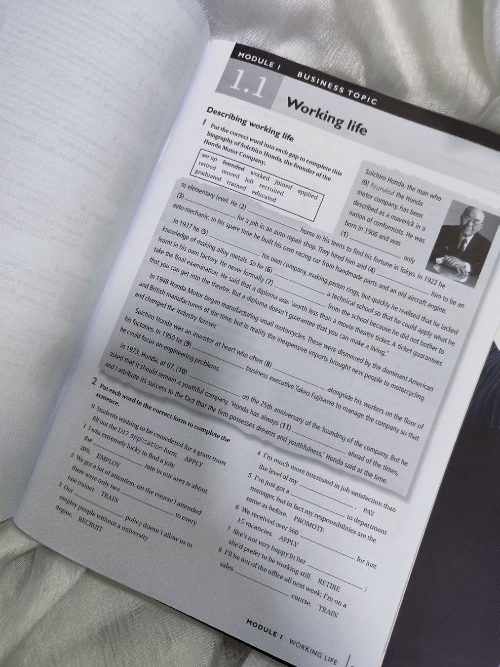 Libri: Success with Higher BEC Student's & Workbook 2nd Ed  – Usato da Mägenwil venduto da VintageGirly 4