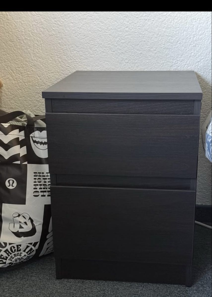 Nachttische: Night table  – Neu (gemäss Beschreibung) aus Rafz von tat_8lfv
