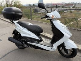 Roller Yamaha Cygnus X 125 2012 weiss guter Zustand